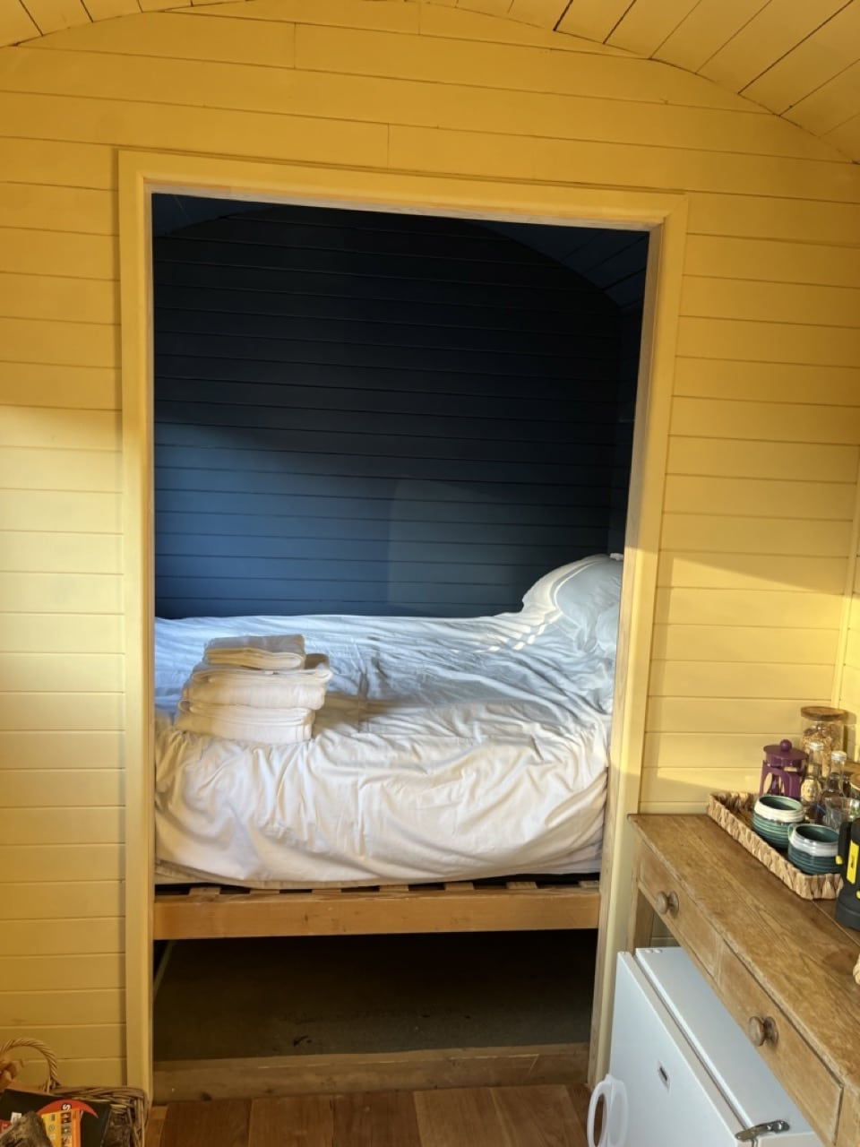 Scorrier shepherds hut 2